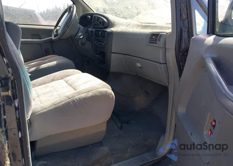 1993 Ford Aerostar z USA, uszkodzony, nr VIN 1FMCA11U6PZC78193